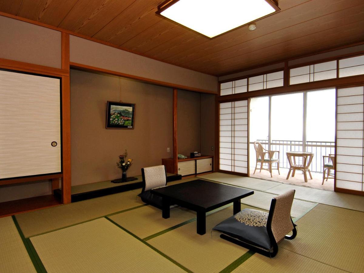 Gamagori Onsenkyo Mikawa Bay Hills Hotel Nishio Екстер'єр фото