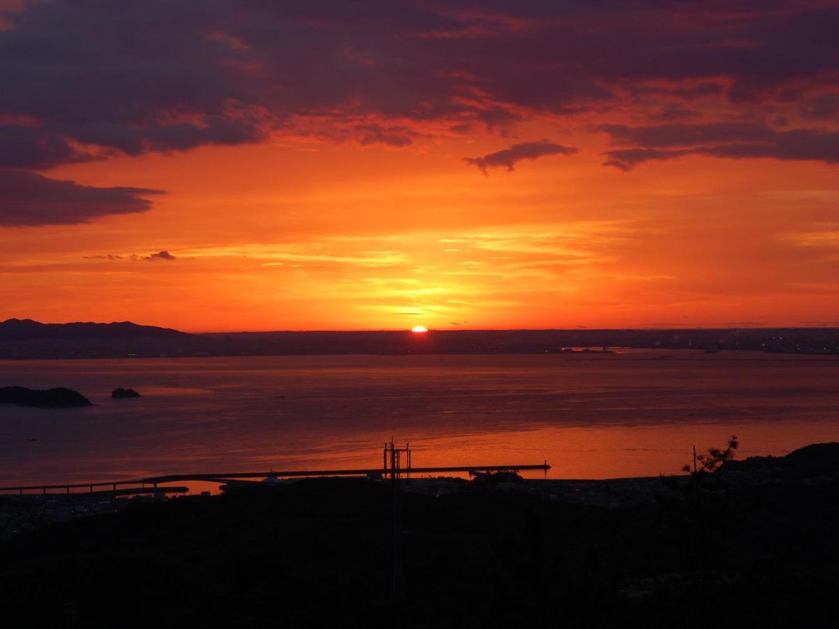 Gamagori Onsenkyo Mikawa Bay Hills Hotel Nishio Екстер'єр фото